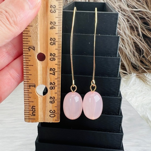 Gorgeous, goldtone, light pink and ccent drop long costume pierced earrings - Picture 5 of 6